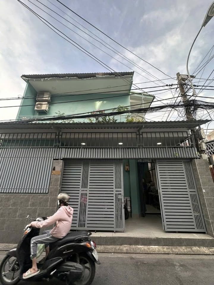 Nhà bán 2 mặt tiền đường Tống Văn Hên, Tân Bình 40m² giá 5.1 tỷ - Sổ hồng riêng chính chủ!