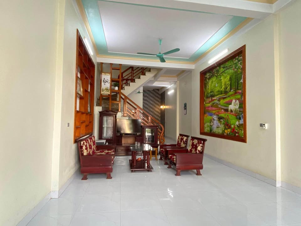 Nhà 3 tầng hiện đại tại Hàm Rồng, Thanh Hóa - Diện tích 70m², giá 4 tỷ thương lượng!
