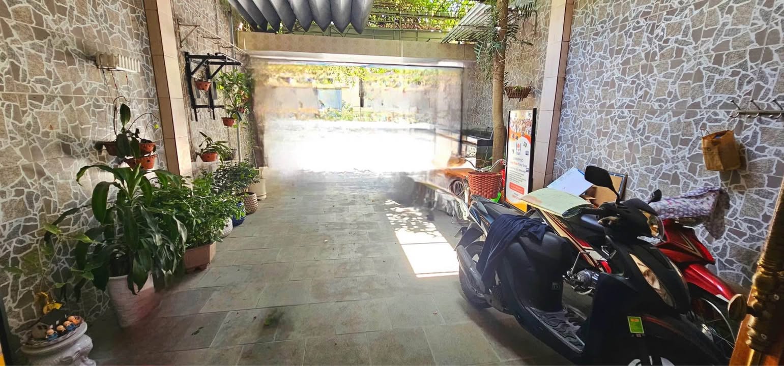 Nhà 3 tầng đẹp tại phường Đông Thọ, TP. Thanh Hóa 117m² giá 6.5 tỷ - Không thể bỏ lỡ!