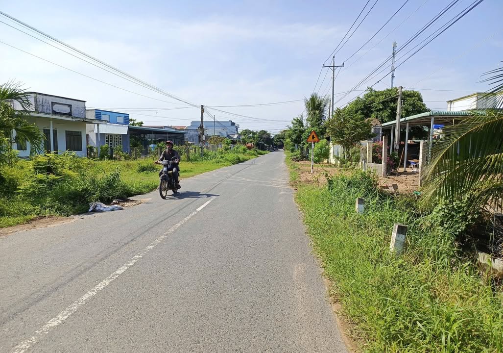 Đất thổ cư 298m² tại xã Hàm Thuận - Giá 599 triệu, ô tô vào tới nơi!