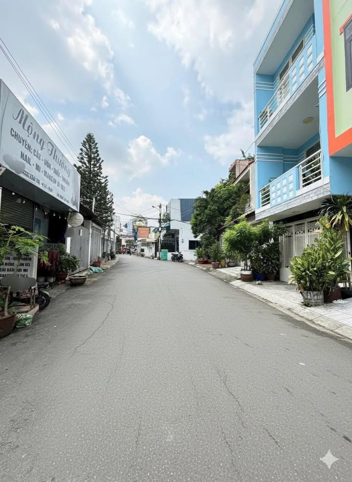 Đất xây CHDV và văn phòng hẻm 8m Phan Văn Trị Bình Thạnh 102m² chỉ 12 tỷ