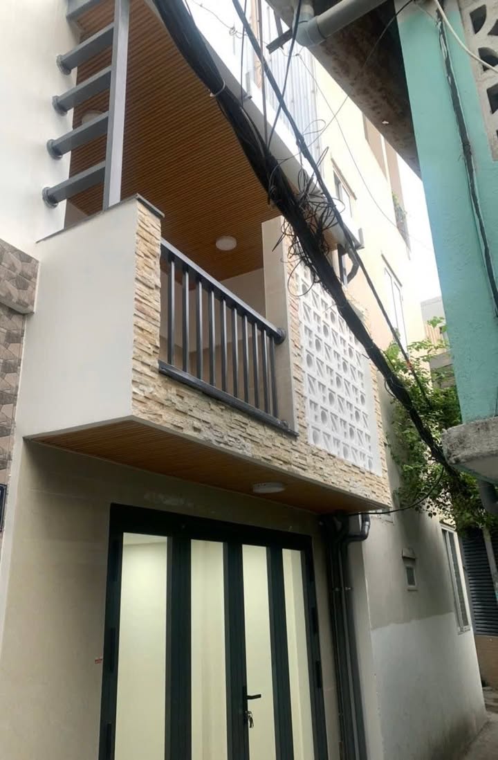 Nhà cho thuê kiệt 122 Trưng Nữ Vương, Đà Nẵng 25m² - Giá chỉ 6 triệu/tháng!