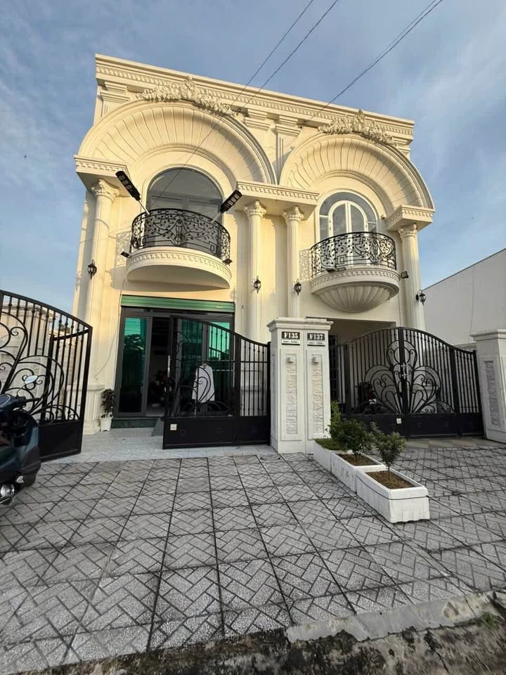 Nhà phố khu đô thị Minh Linh, Vĩnh Long 100m² giá 2.69 tỷ - Giảm ngay 100 triệu!