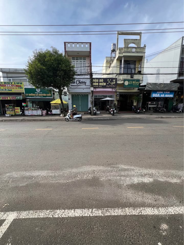 Nhà mặt tiền Hà Giang Bảo Lộc 92.5m² giá 12.5 tỷ - Chủ gửi bán gấp!