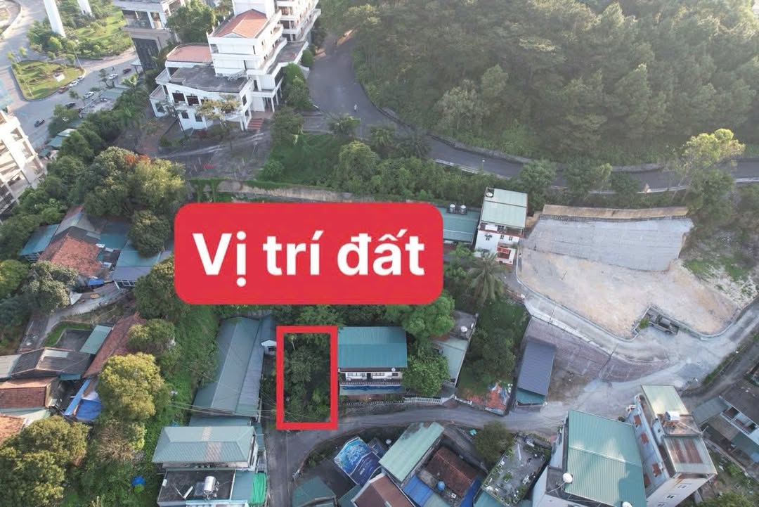 Nhà bán gấp tại đường Hồ Xuân Hương, Bãi Cháy, Hạ Long 76m² chỉ 2.2 tỷ