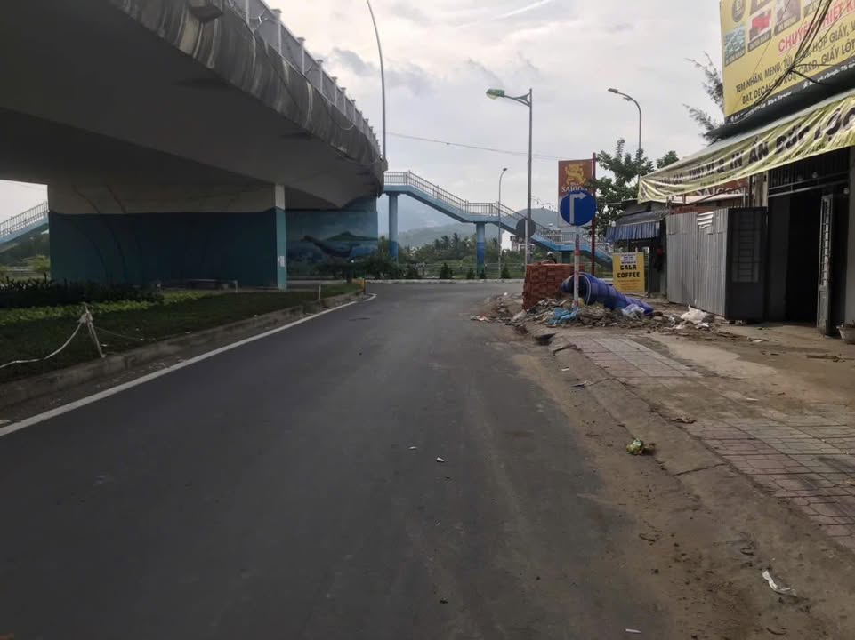 Nhà cho thuê mặt đường Phong Châu, Nha Trang 100m² - Giá chỉ 4 triệu/tháng