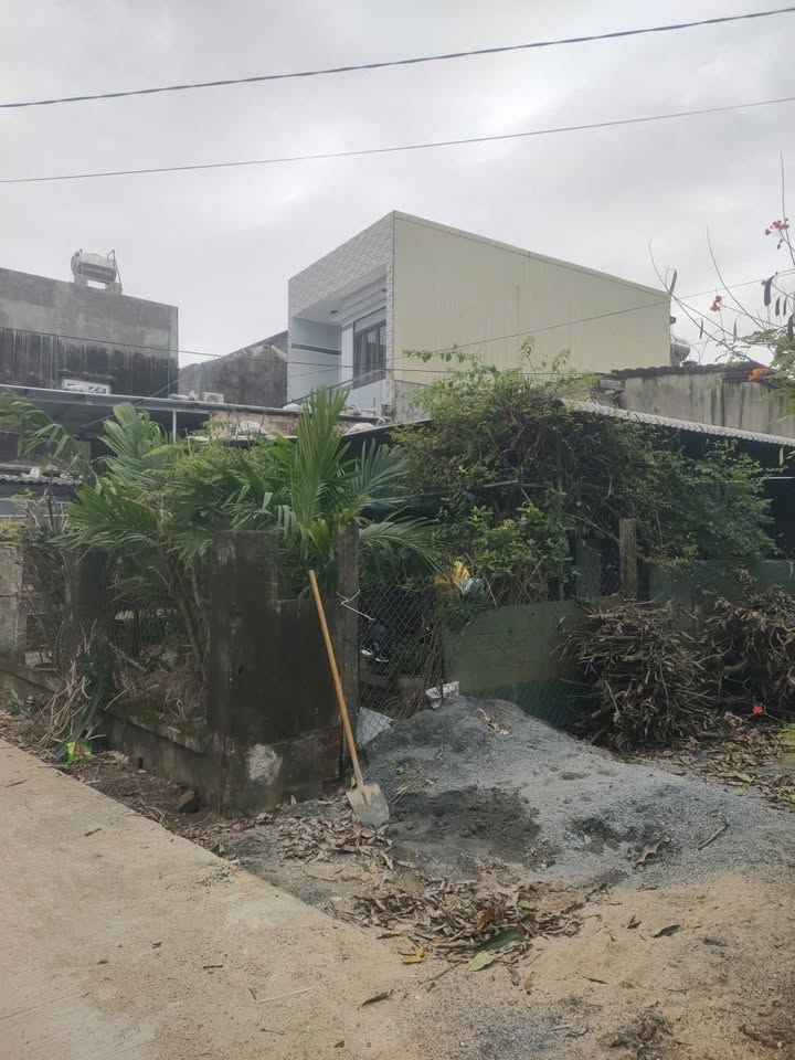 Đất thổ cư Tịnh Phong 110m² giá 700 triệu - Vị trí trung tâm thuận lợi!