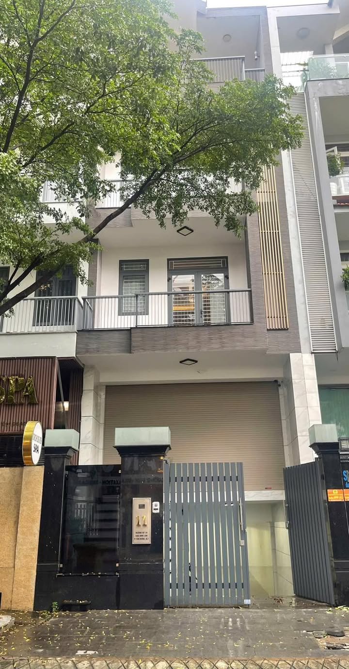 Nhà phố KDC Him Lam, Tân Hưng, Q7 - Diện tích 100m², giá 31 tỷ - Nhà đẹp cao cấp, thang máy