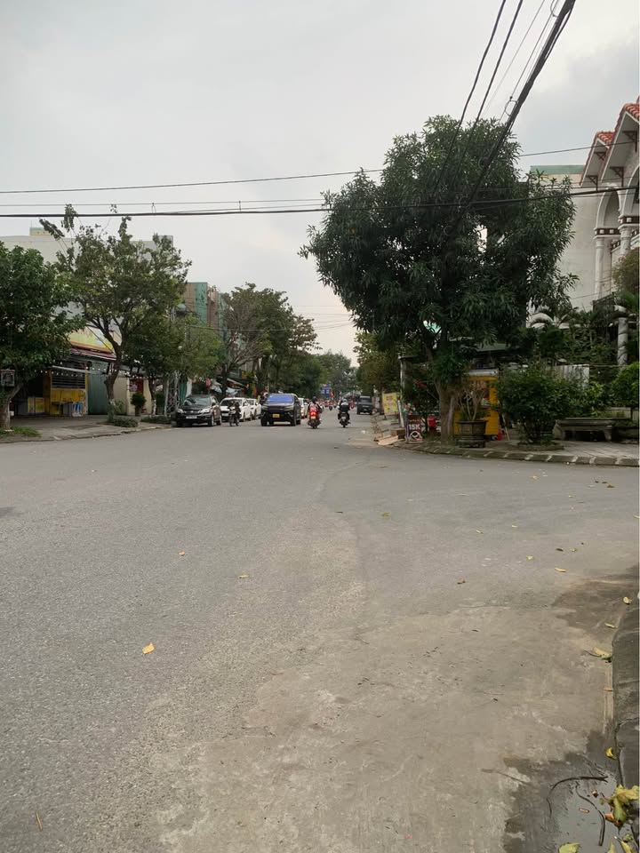 Lô đất 2 mặt tiền Thành Thái, Nguyễn Nho Tuý 128,7m² giá 12 tỷ - Cơ hội đầu tư sinh lời!