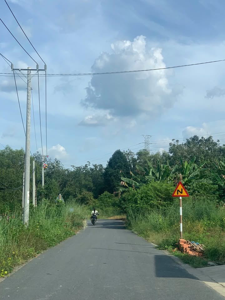 Đất nền xã An Lập, huyện Dầu Tiếng, 195m² giá 1.1 tỷ - Cơ hội đầu tư tuyệt vời!