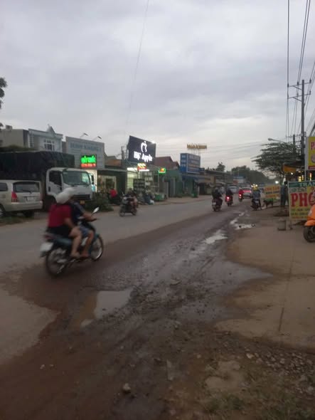 Cho thuê mặt bằng kinh doanh tại Khánh Bình, Tân Uyên 210m² - Vị trí đắc địa cho quán cafe!