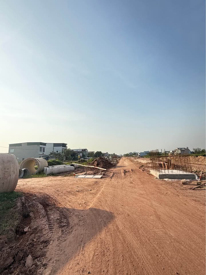 Lô đất MB 130, Quảng Đông 100m² giá 2 tỷ - Vị trí đắc địa gần Aeon Mall!