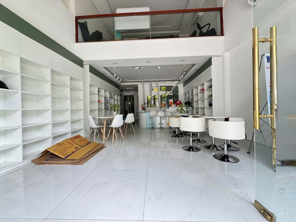 Cho thuê nhà mặt tiền đường Hoàng Hoa Thám, Hiệp Thành, Thủ Dầu Một - 100m² giá 22 triệu/tháng