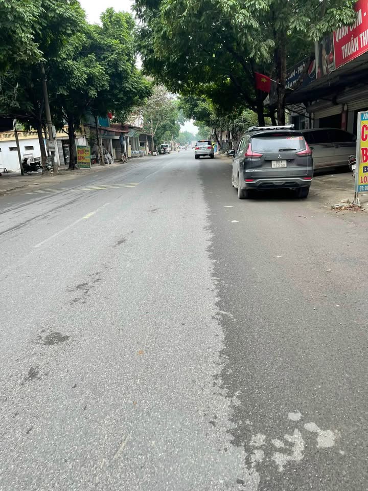 Nhà cho thuê tại Thái Hòa, Lập Thạch - 3 tầng, mặt tiền 6m, phù hợp kinh doanh!