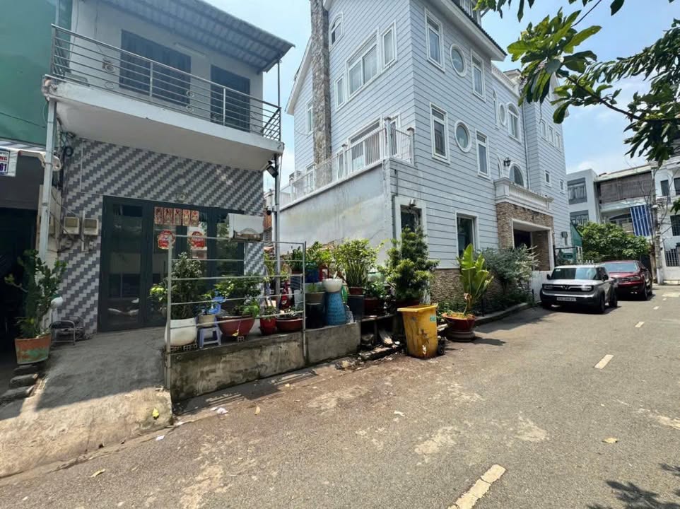 Nhà bán quận 7, 32m² giá 2.4 tỷ - Ô tô vào tận nhà!