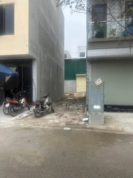 Đất phân lô tái định cư Phương Nhị 30m² giá 5.5 tỷ - Sổ hồng riêng, thương lượng tốt!