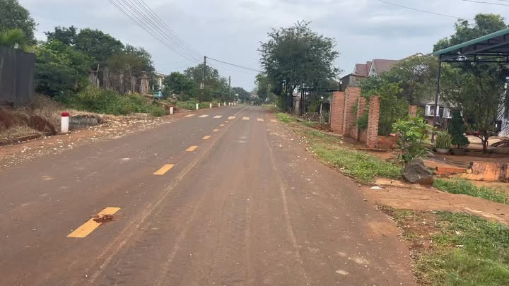 Đất mặt tiền đường liên huyện tại xã Ia BLứ, 2760m² giá chỉ 5 triệu/m² - Cơ hội đầu tư tuyệt vời!