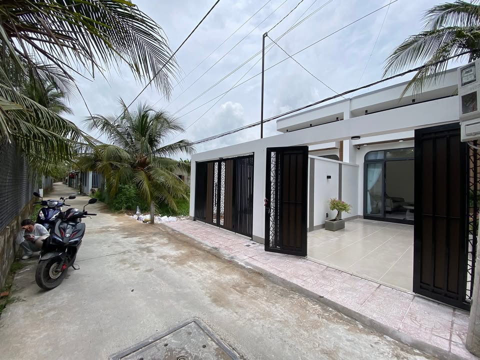 Nhà phố chính chủ tại P10 Mỹ Tho, Tiền Giang 100m² giá 1.68 tỷ - Sẵn sàng vào ở!