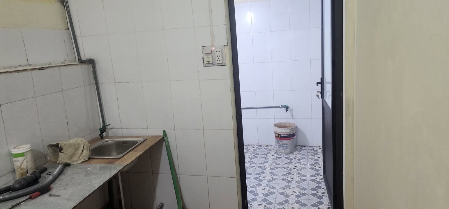 Đất có nhà cấp 4 tại Khu 3, Hải Dương 50m² giá 1.6 tỷ - Sổ đỏ chính chủ!
