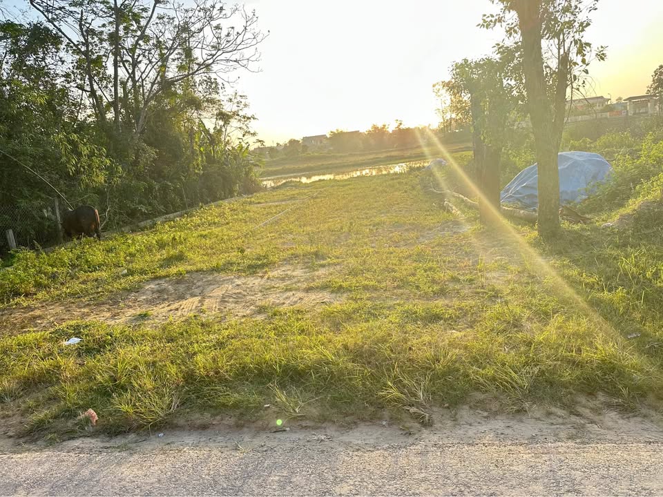 Đất ở Nghi Ân, Vinh 100m² giá 2.7 tỷ - Đường 10m thuận tiện