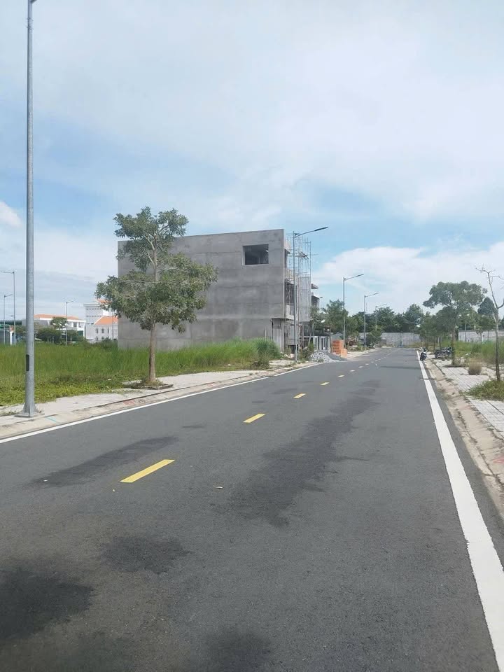 Đất nền liền kề N10 Long Xuyên 200m² giá 5.2 tỷ - Hỗ trợ vay ngân hàng!