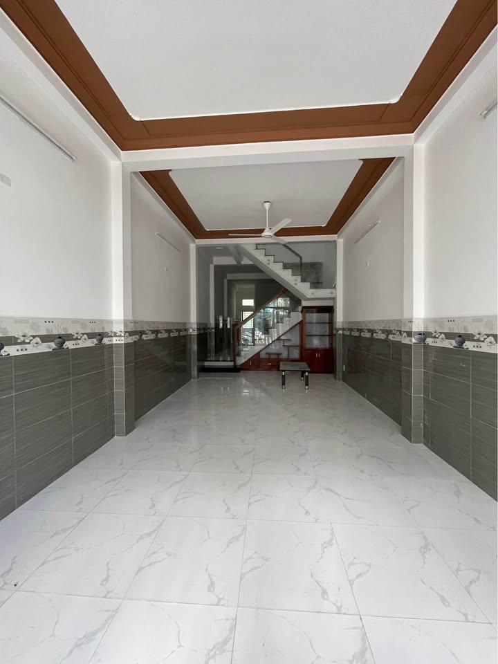 Nhà cho thuê mặt tiền Nại Hiên Đông 72m² giá 10 triệu - Nhà mới cứng, đầy đủ tiện nghi!