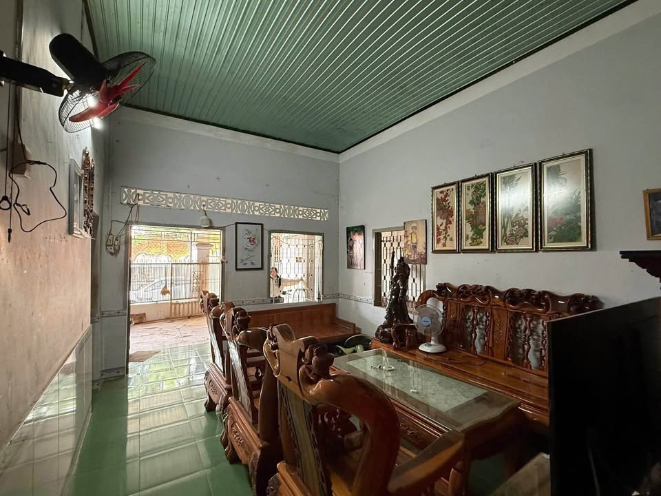 Nhà phố Buôn Ma Thuột 111m² giá 3.4 tỷ - Trung tâm phố cổ, đầu tư sinh lời!