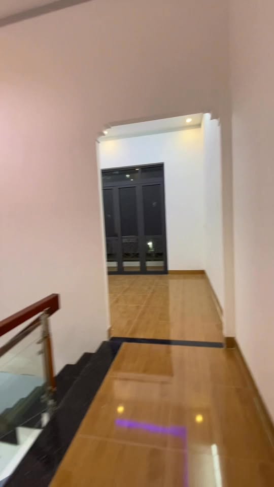 Nhà phố 1 lầu 1 trệt xã Bình Minh, Đồng Nai 100m² giá 2.7 tỷ - Sổ riêng chính chủ!