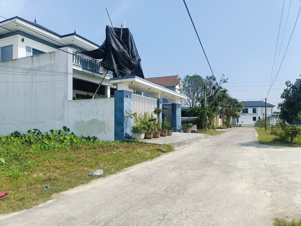 Đất nền Thạch Tân, 100m² giá 1.8 tỷ - Cơ hội đầu tư hấp dẫn!