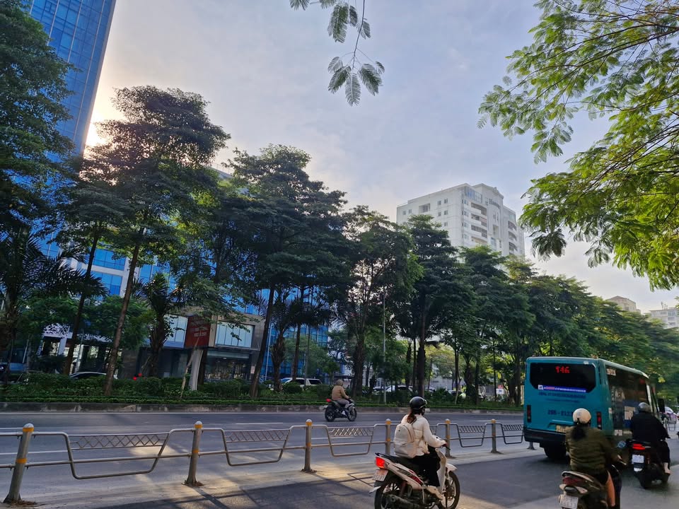 Nhà lô góc 47m² tại Xuân La, Tây Hồ - 6PN, 14 tỷ - Không gian sống lý tưởng!