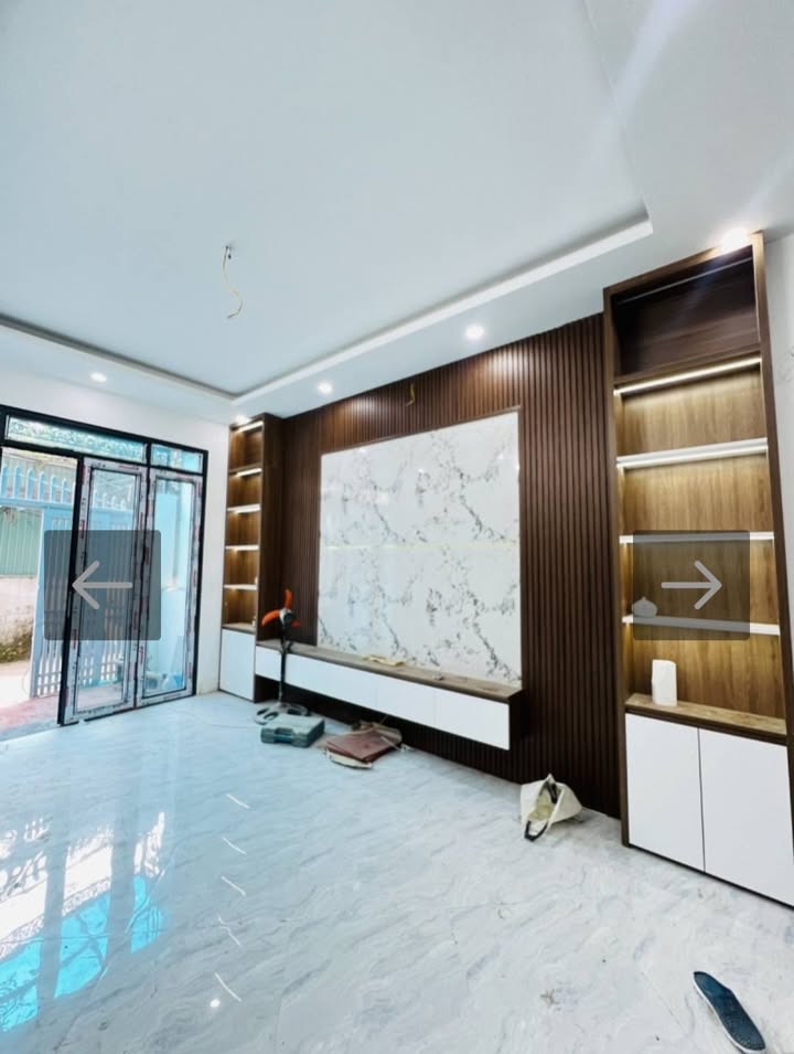 Nhà đẹp Vĩnh Hưng 50m² giá 900 triệu - Lô góc, kinh doanh tốt!