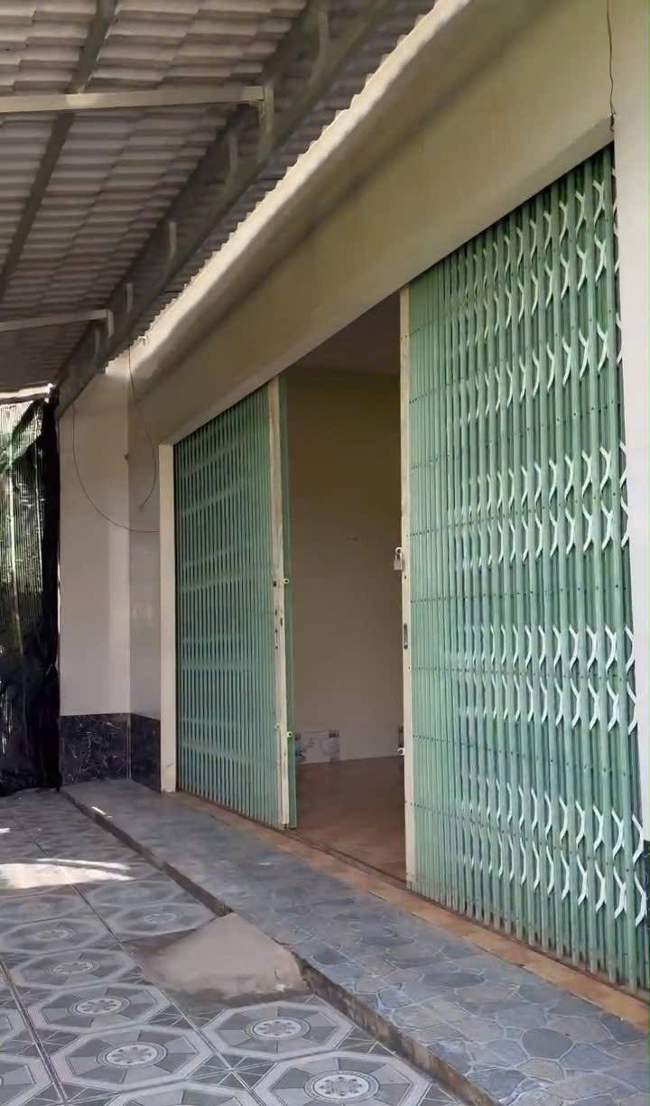 Nhà cho thuê hẻm Võ Văn Kiệt, Sóc Trăng 3 triệu - Không gian thoáng đãng, tiện nghi đầy đủ!