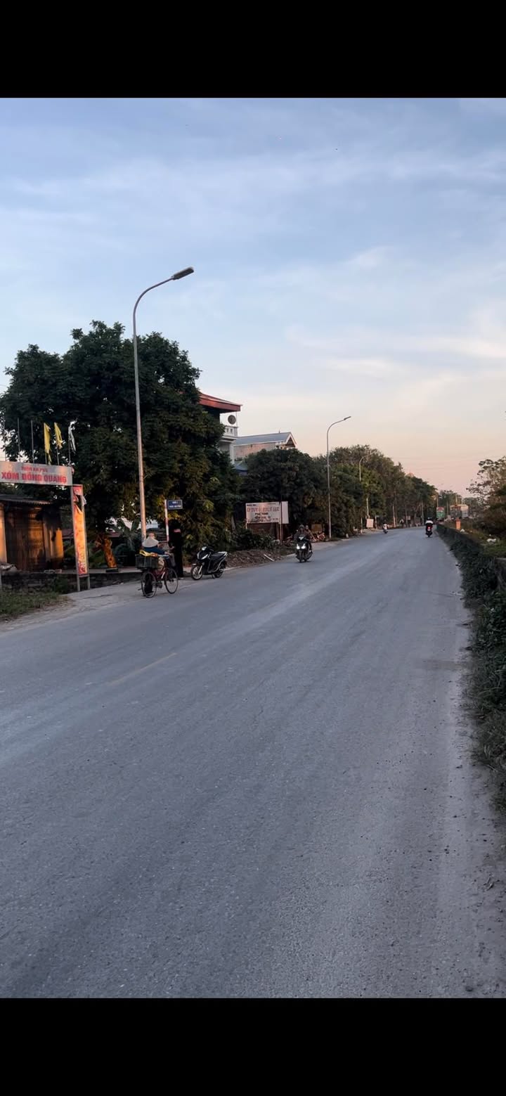 Nhà 3 tầng mặt QL21B, xã Hoà Phú, 67m² giá 4 tỷ - Kinh doanh sinh lời!