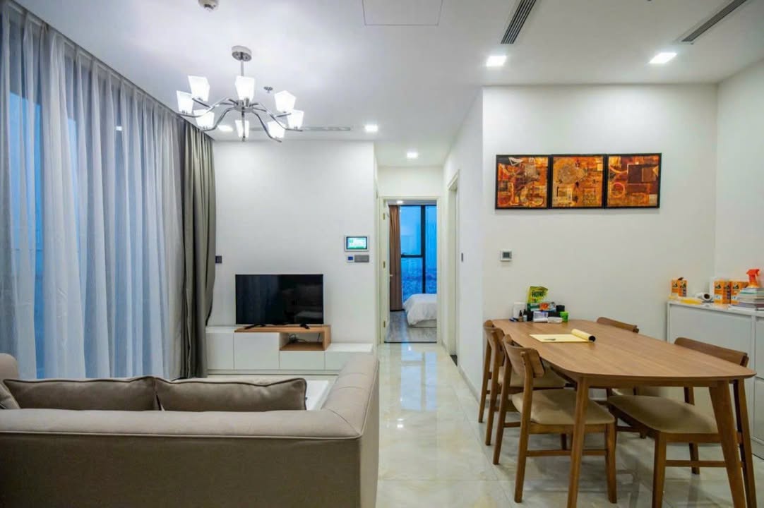 Căn hộ Vinhomes Golden River quận 1 63m² giá 12 tỷ - Căn góc sở hữu lâu dài!