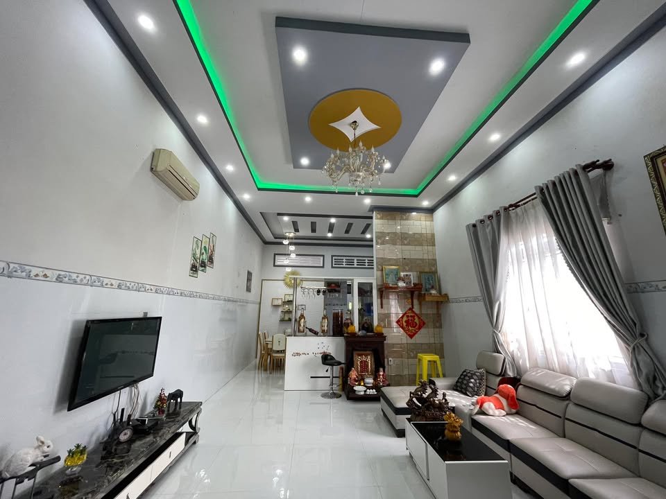 Nhà mặt tiền Quốc lộ 22B, xã Trà Vong, 400m² giá 1.65 tỷ - Thiết kế hiện đại, vào ở ngay!