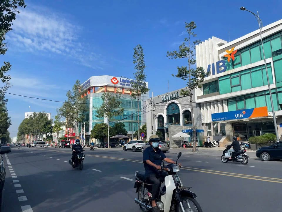 Đất nền góc 2 mặt tiền khu D2D Trấn Biên 450m² giá 50 tỷ - Đầu tư sinh lời lý tưởng!