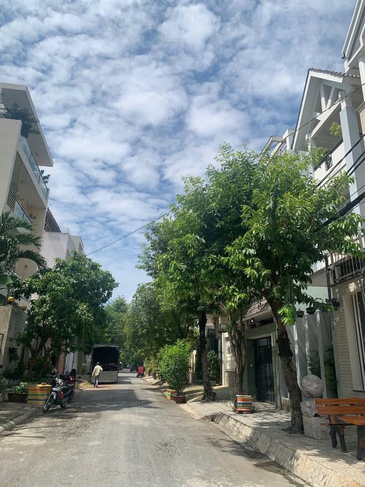 Bán đất Hiệp Bình Chánh 128m² giá 15 tỷ - Pháp lý đầy đủ, tiện xây biệt thự!