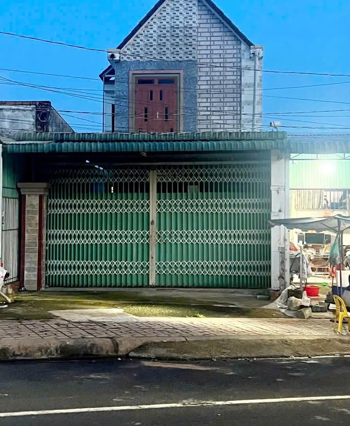 Nhà nguyên căn cho thuê đường Trần Hưng Đạo, Xuân Lộc - Gần khu công nghiệp!