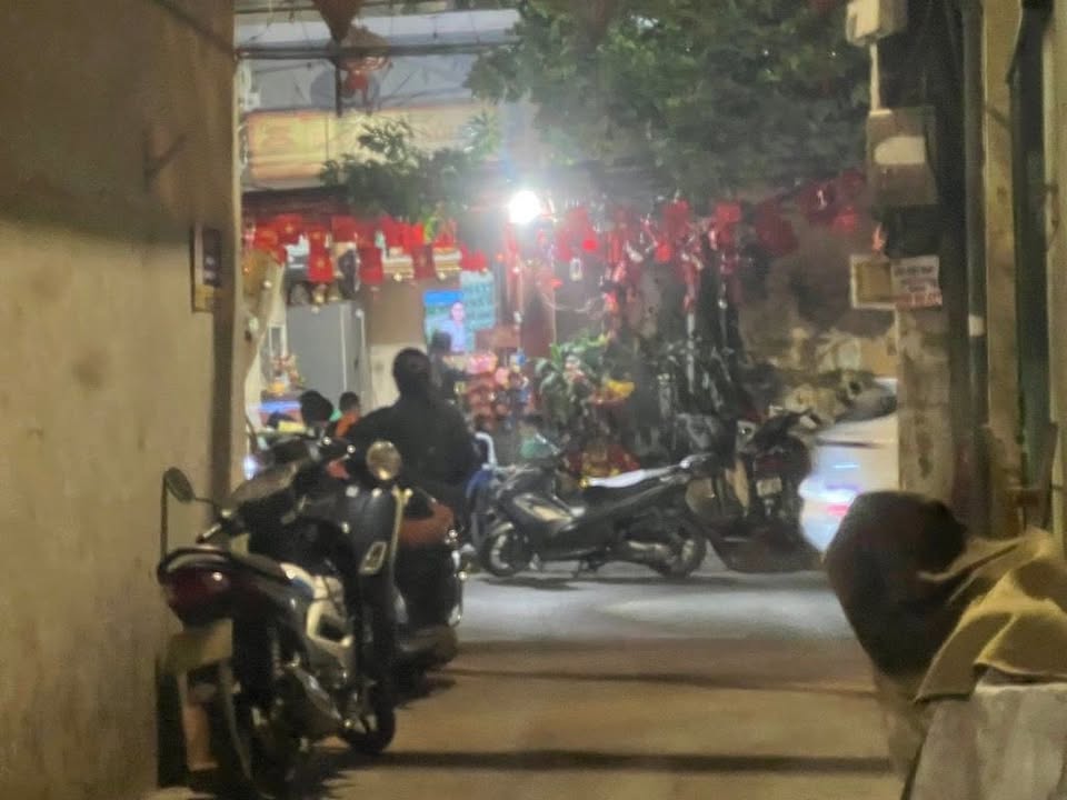 Nhà Phố Nghĩa Dũng, Quận Ba Đình 27m² giá 7.3 tỷ - Mặt tiền 8m, Kinh doanh tốt!