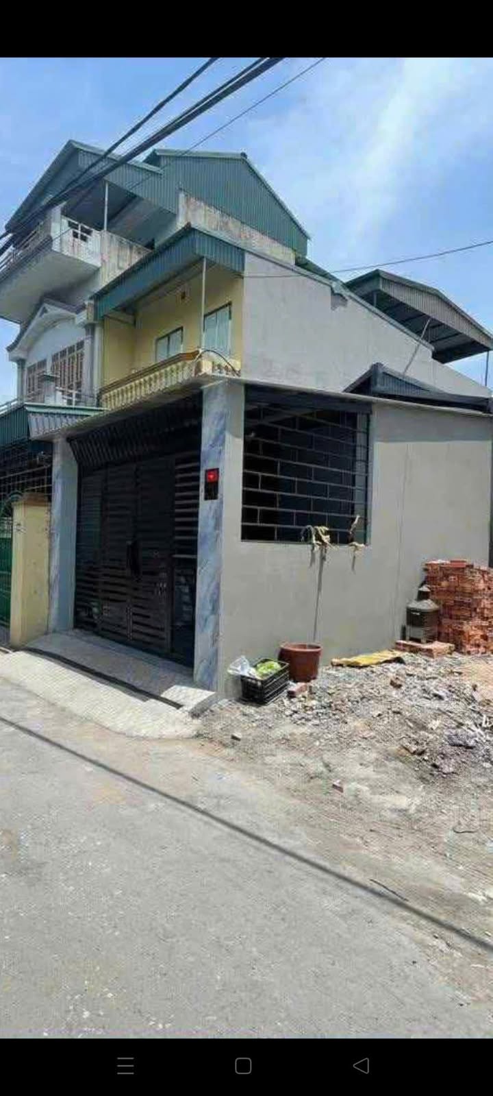 Nhà đẹp Khu Dân Chủ Đông Triều 70m² giá chỉ 1 tỷ - Sẵn sàng vào ở ngay!