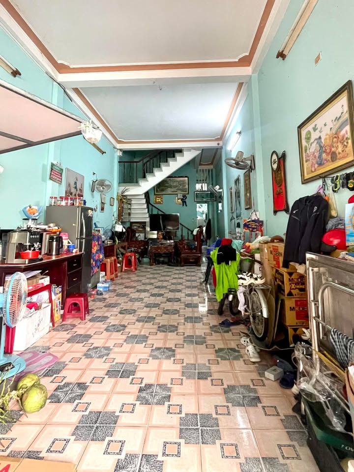 Nhà mặt tiền kinh doanh đường Lý Thường Kiệt, Quy Nhơn 84.6m² giá 9.99 tỷ - Vị trí vàng, cơ hội đầu tư tuyệt vời!