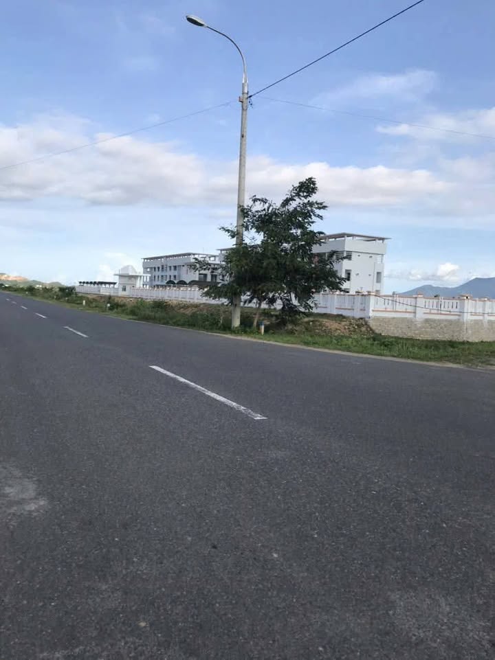 Đất mặt tiền đường nhựa tại Lạc Ninh, Ninh Hòa 948m² giá 500 triệu - Cơ hội đầu tư tuyệt vời!