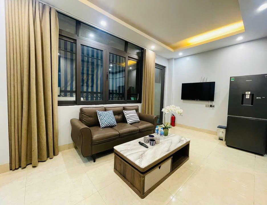 Căn hộ cho thuê tại 12A Lý Nam Đế, Hoàn Kiếm - Tiện nghi đầy đủ, sẵn sàng ở ngay!