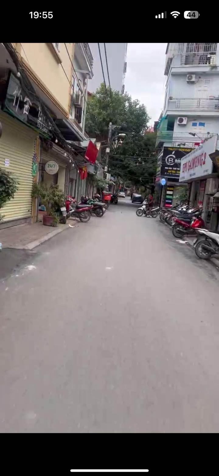 Đất nền Học viện Nông Nghiệp Trâu Quỳ 65m² giá 12.22 tỷ - Đầu tư sinh lời tuyệt vời!