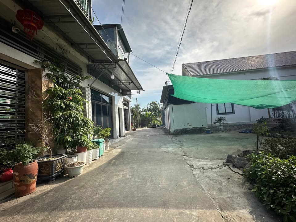 Đất Vinh Tân 115,9m² giá 3,3 tỷ - Chính chủ bán tặng nhà cấp 4!