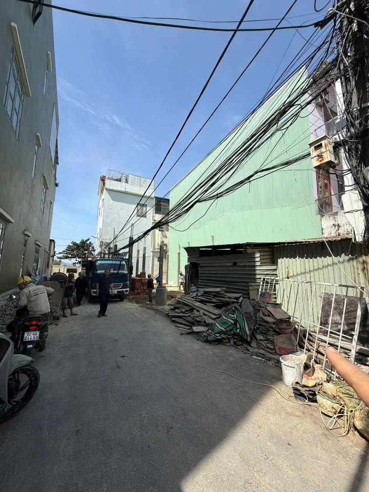 Đất 2 mặt kiệt ô tô 70m² giá 5.55 tỷ - Cơ hội đầu tư tuyệt vời tại Hải Châu!