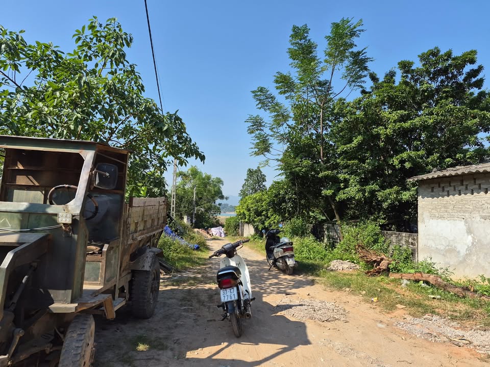 Đất Ba Trại Ba Vì 600m² chỉ 2 tỷ - Cơ hội đầu tư hấp dẫn!