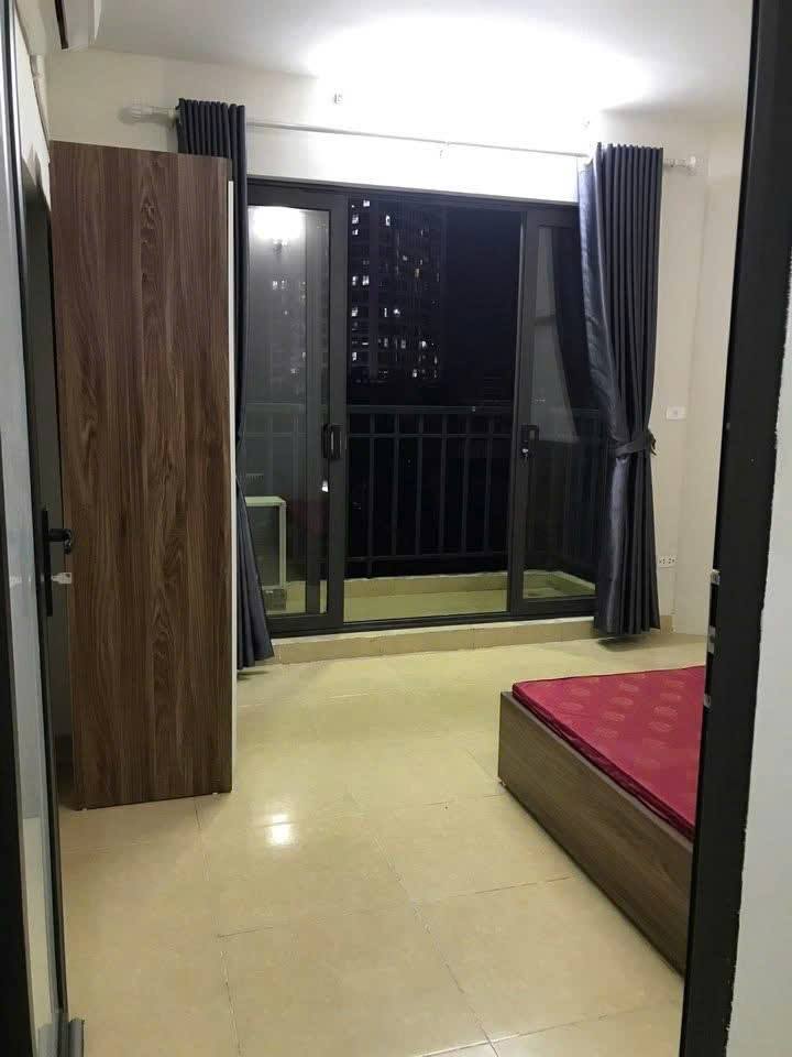 Căn hộ CCMN Nguyễn Văn Cừ 40m² giá 5.5 triệu - Thiết kế hiện đại, đầy đủ nội thất!