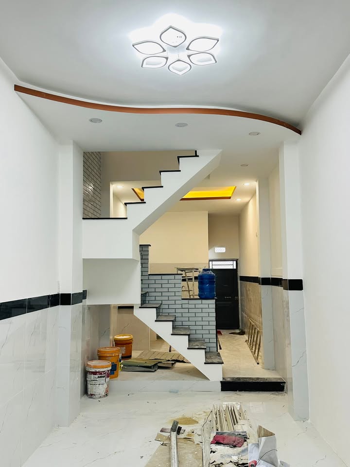 Nhà hẻm Hoàng Văn Thụ, Quy Nhơn 28m² giá 1.7 tỷ - Chính chủ bán gấp!