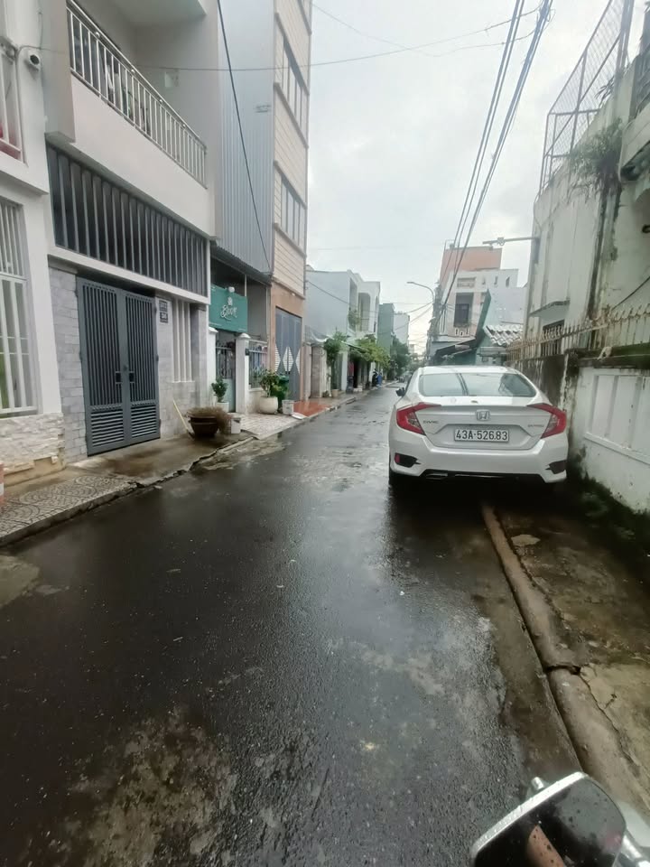 Nhà cấp 4 Hòa Cường Hải Châu 30m² giá 3.35 tỷ - Ô tô vào tận nhà!